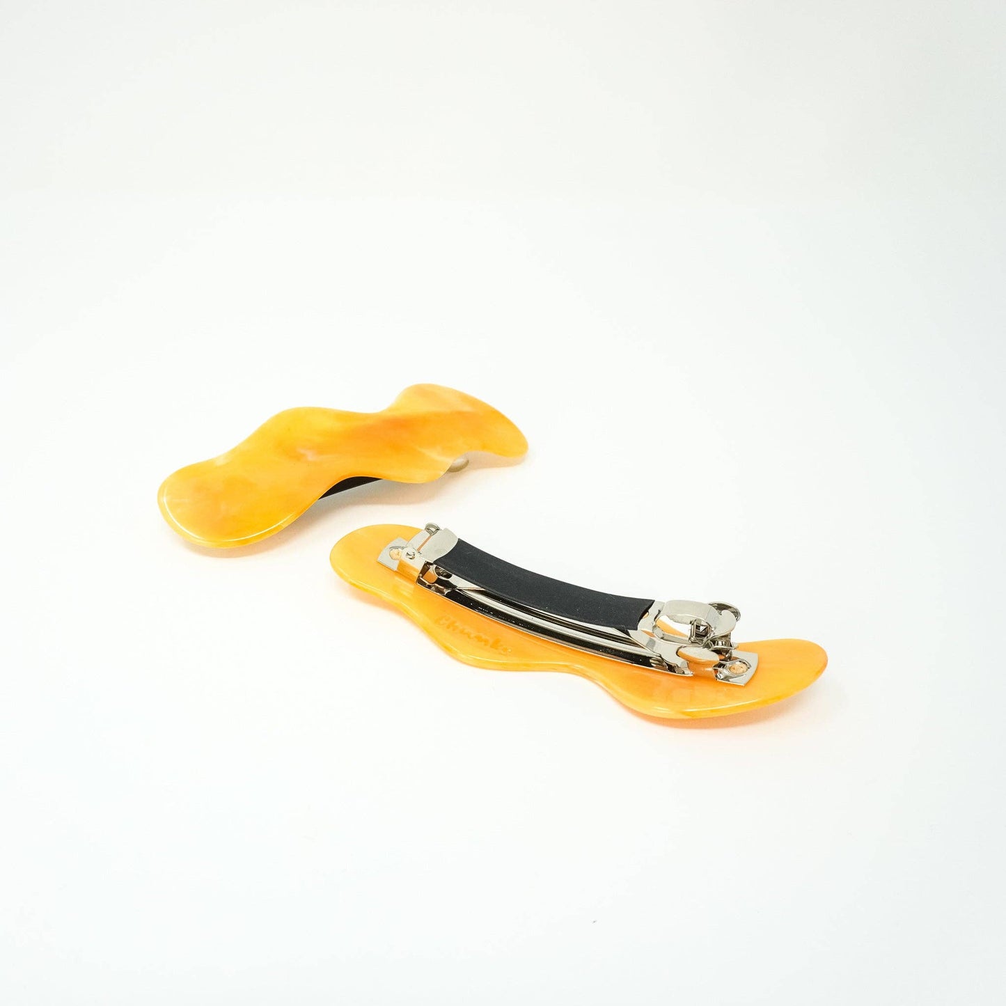 Wave Clip in Creamsicle