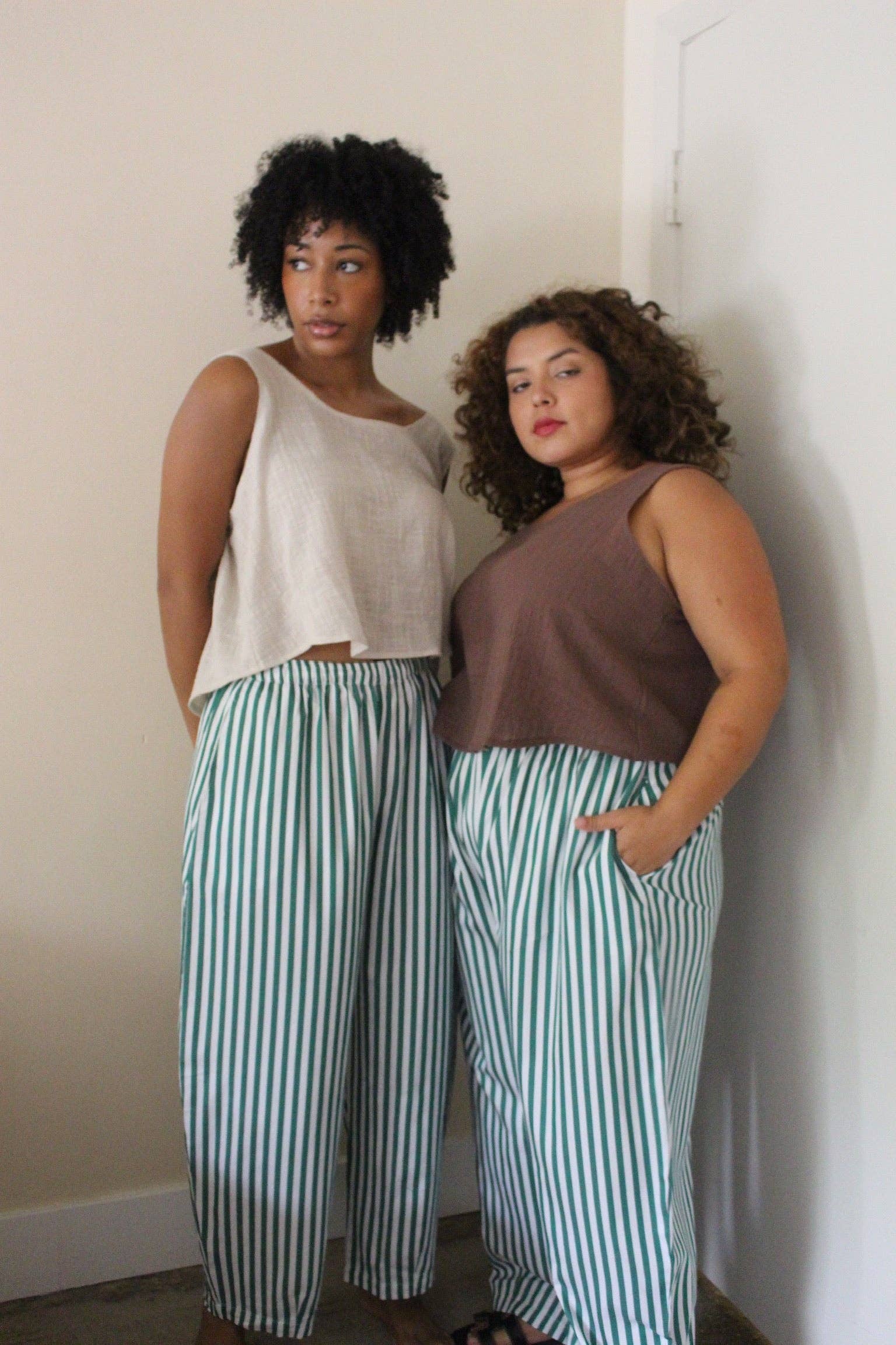 Camden Striped Poplin Curve Pant | Green & White Stripe