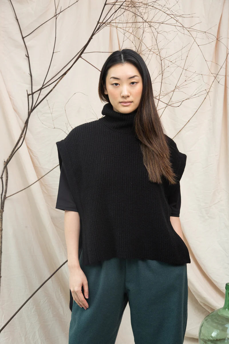 Kanon Recycled Wool Knitted Vest