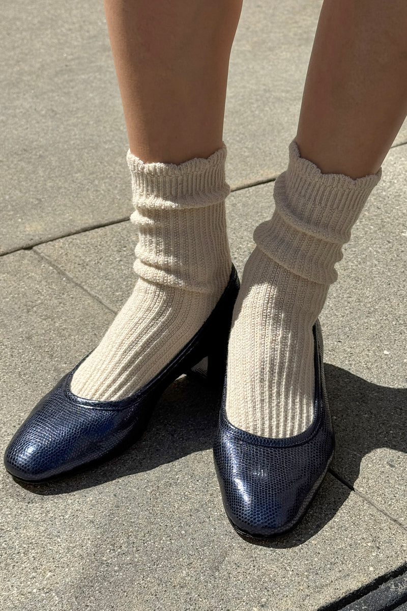 Linen Scallop Socks