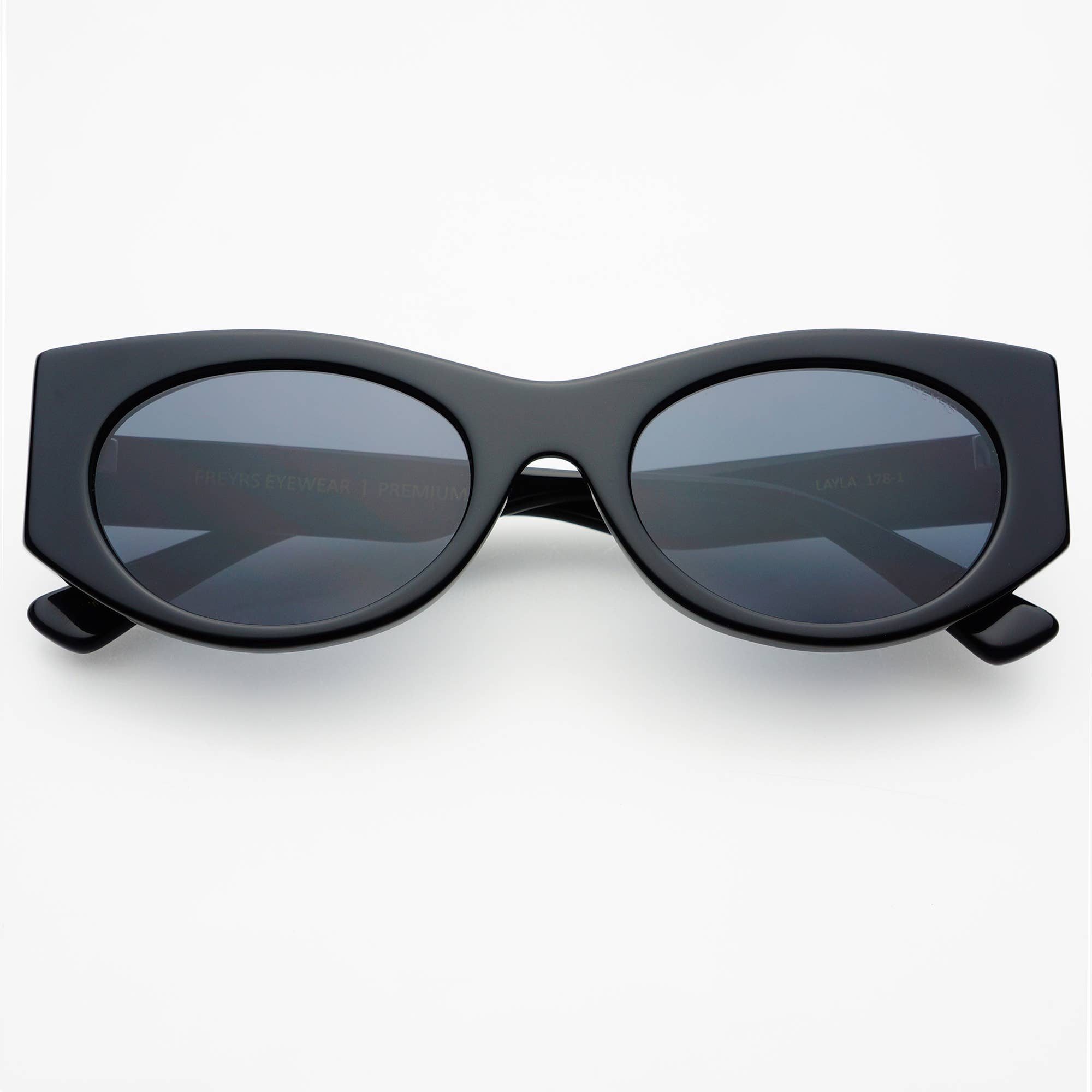 FREYRS Eyewear - Layla Acetate Oval Sunglasses  : Black