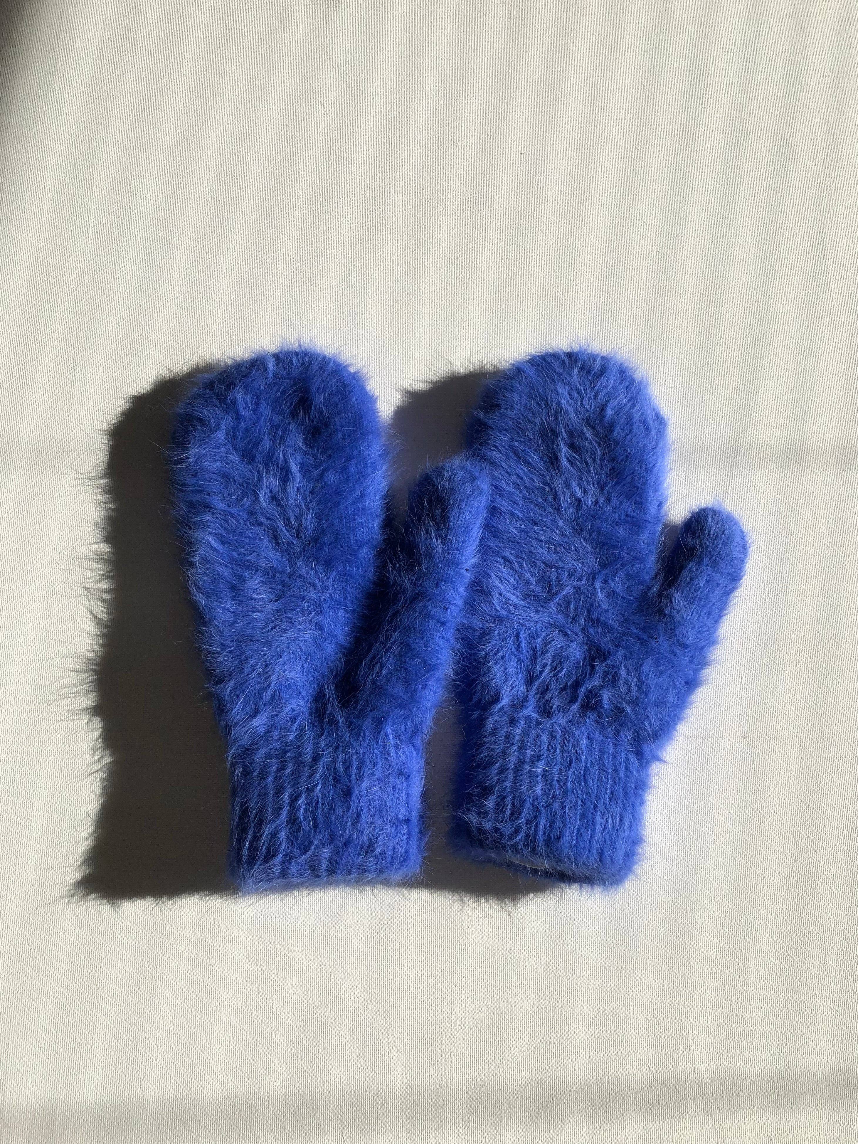 Fluffy Angora Mittens