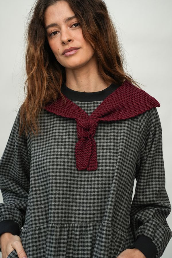 Vivian Jane Knitted Scarf