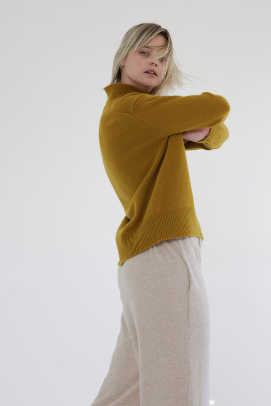 Wool turtleneck long sleeve sweater